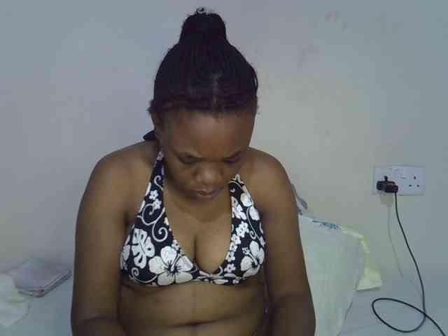 Ebonybootygirl webcam