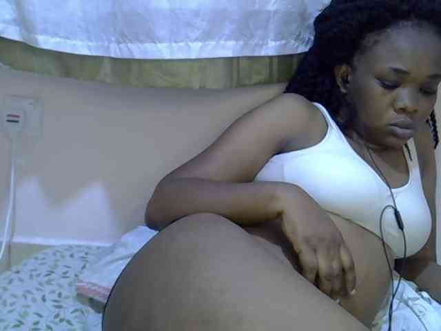 Ebonybootygirl webcam