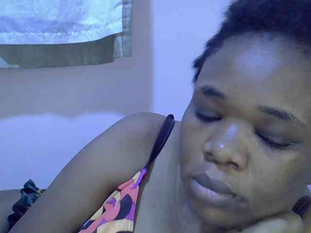 Ebonybootygirl webcam