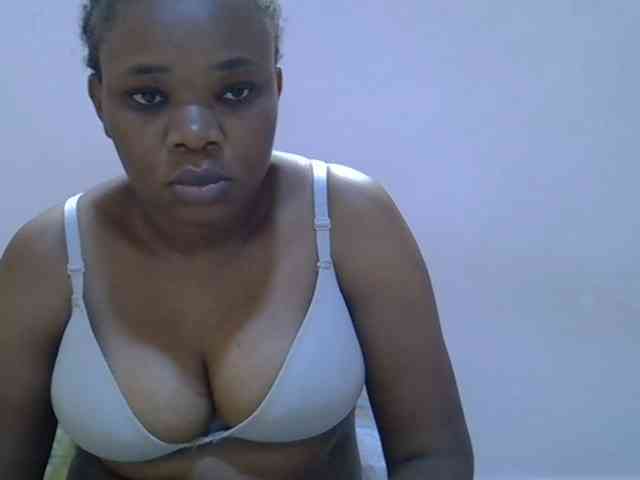 Ebonybootygirl webcam