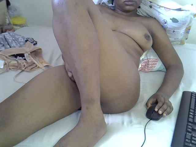 Ebonybootygirl webcam