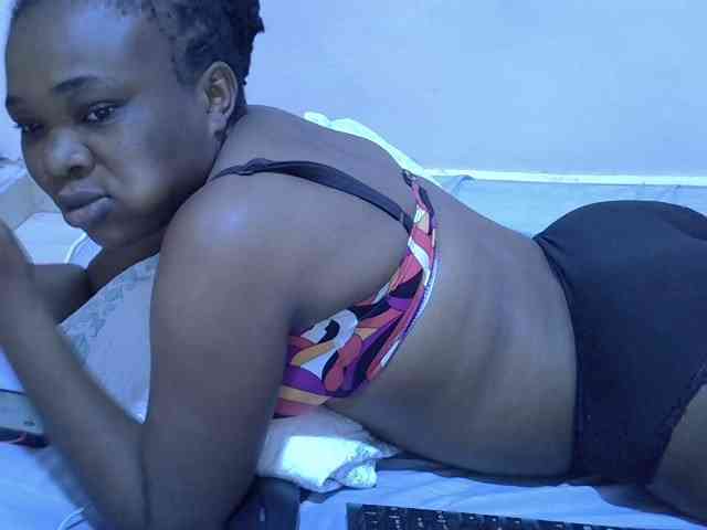 Ebonybootygirl webcam