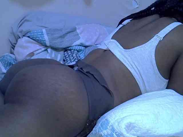 Ebonybootygirl webcam