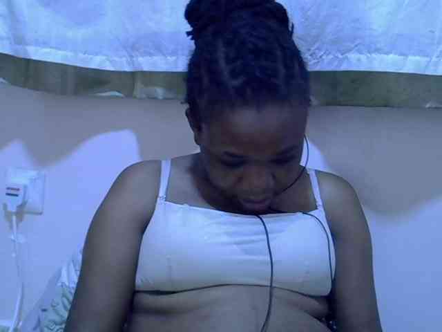 Ebonybootygirl webcam