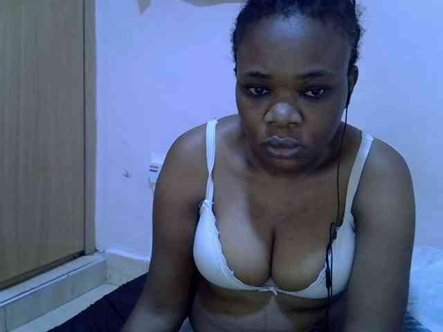 Ebonybootygirl webcam