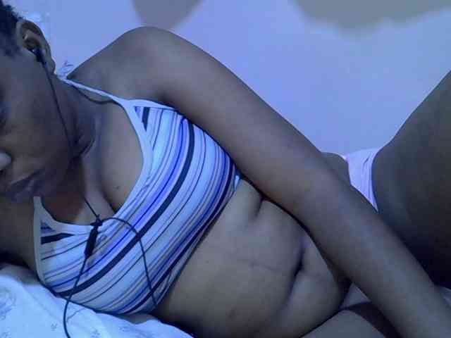 Ebonybootygirl webcam