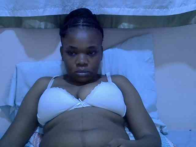 Ebonybootygirl webcam