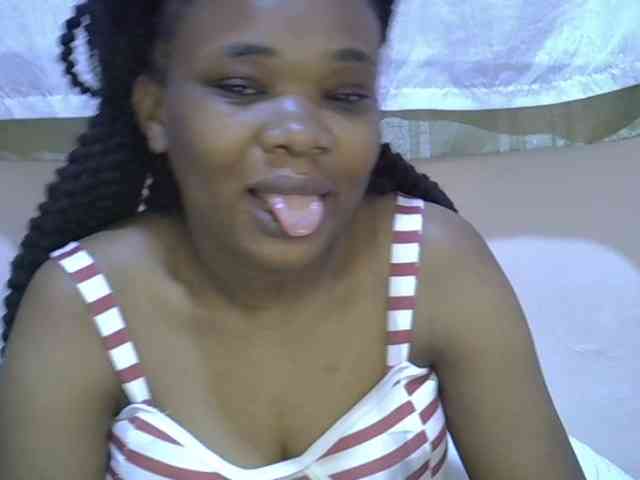 Ebonybootygirl webcam