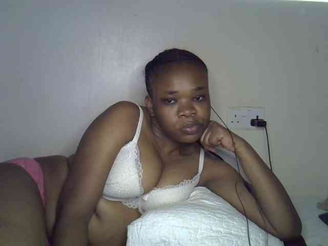 Ebonybootygirl webcam