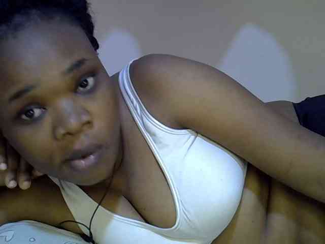 Ebonybootygirl webcam