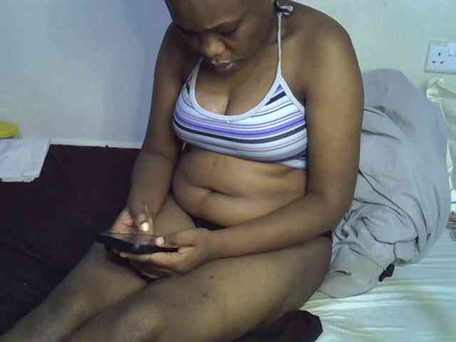 Ebonybootygirl webcam