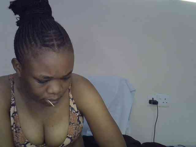 Ebonybootygirl webcam