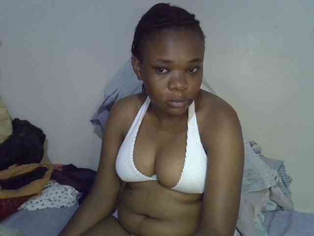 Ebonybootygirl webcam
