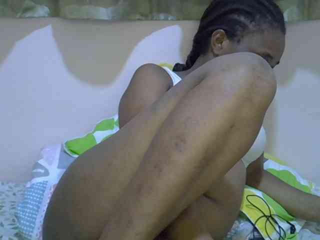 Ebonybootygirl webcam