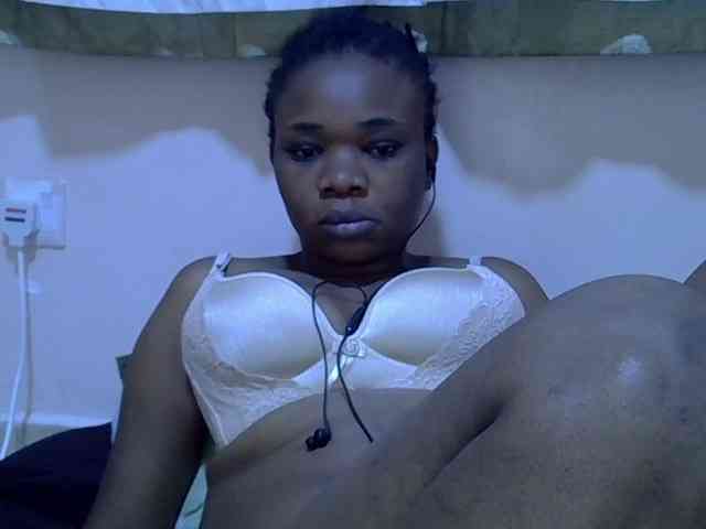 Ebonybootygirl webcam