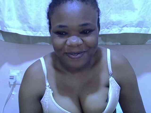 Ebonybootygirl webcam