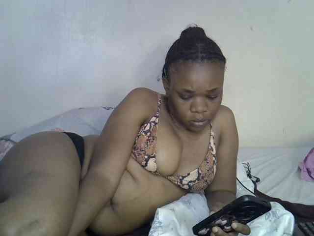Ebonybootygirl webcam