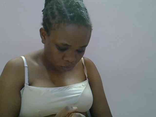 Ebonybootygirl webcam