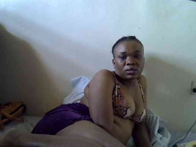 Ebonybootygirl webcam