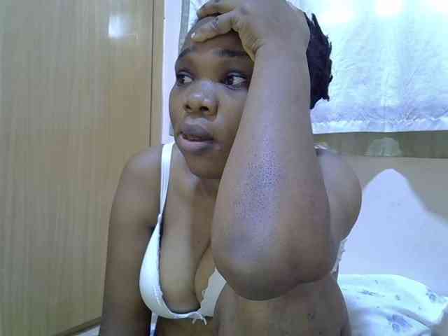 Ebonybootygirl webcam