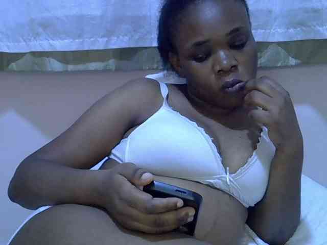 Ebonybootygirl webcam