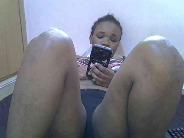 Ebonybootygirl webcam