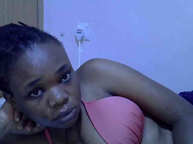 Ebonybootygirl webcam