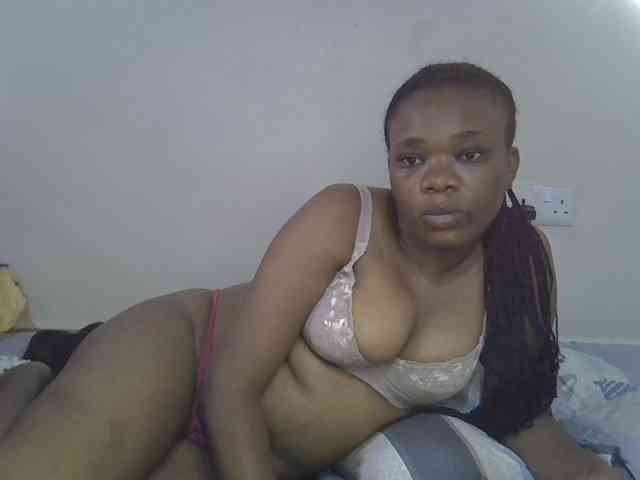 Ebonybootygirl webcam