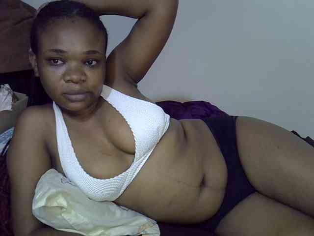 Ebonybootygirl webcam