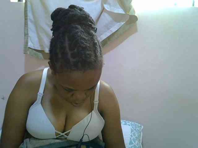 Ebonybootygirl webcam