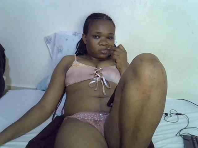 Ebonybootygirl webcam