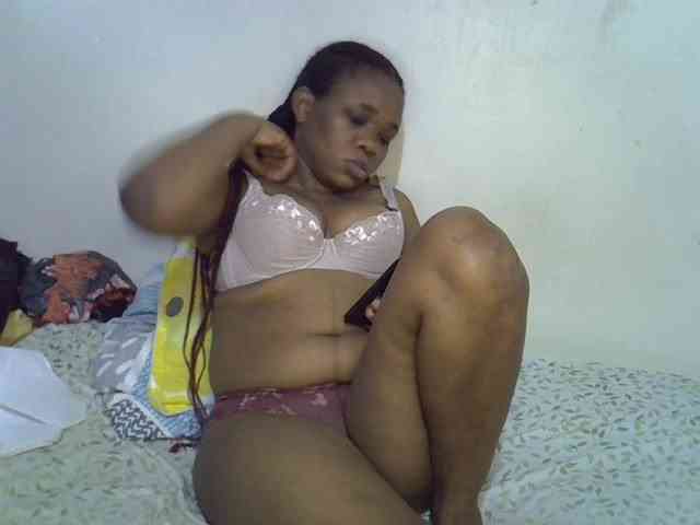 Ebonybootygirl webcam