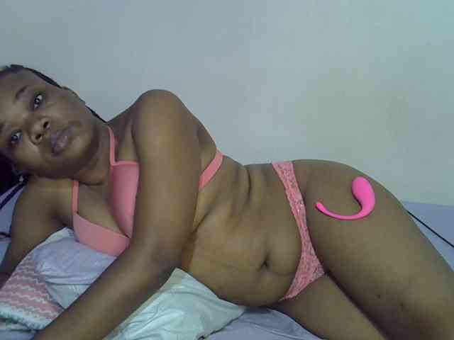 Ebonybootygirl webcam