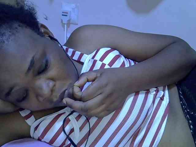 Ebonybootygirl webcam