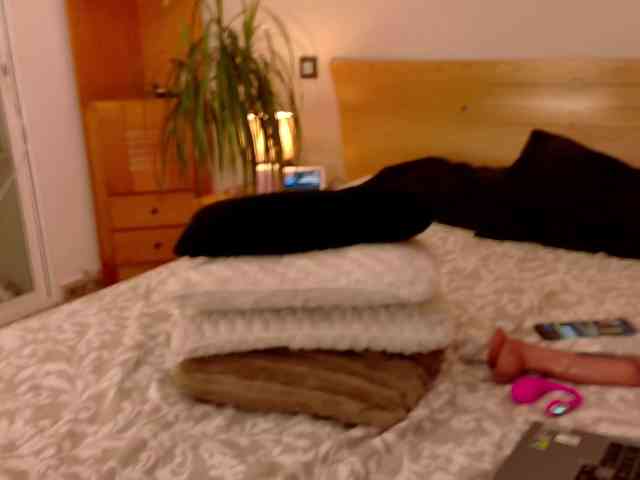 Maddiebumb webcam
