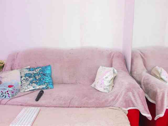 ClaireWarny webcam