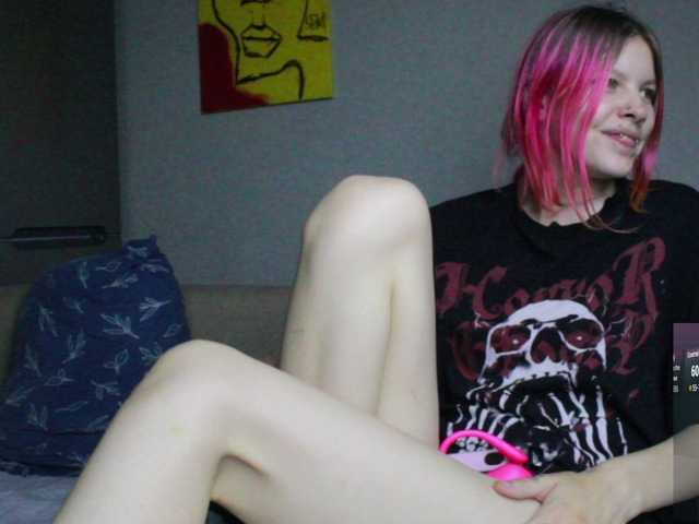 Live трансляция SquirtWave - Runet.cam