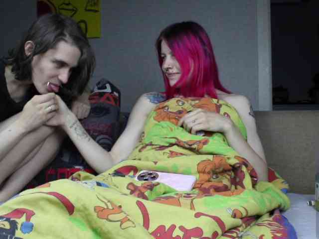 SquirtWave Sex Cam Show