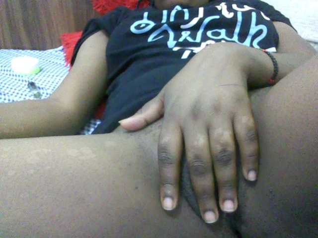 Babybrown live cam on BongaCams