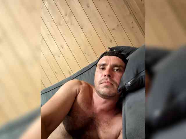Oksiandfray Live Webcam on BongaCams