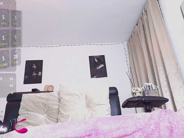 Naia69 live cam on BongaCams