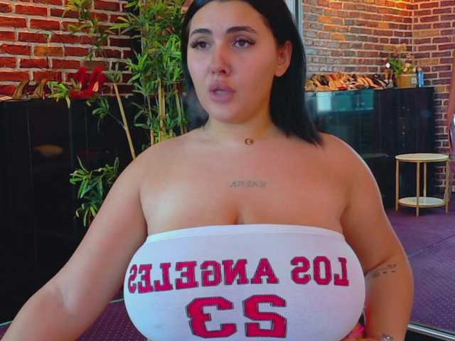boobzilla live cam on BongaCams
