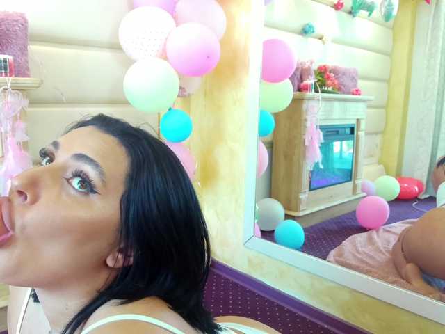 boobzilla's BongaCams show and profile