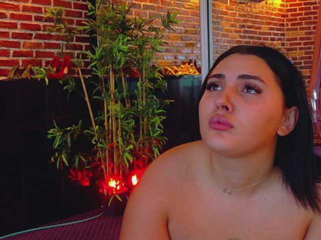boobzilla live cam on BongaCams
