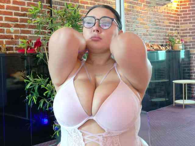 boobzilla webcam