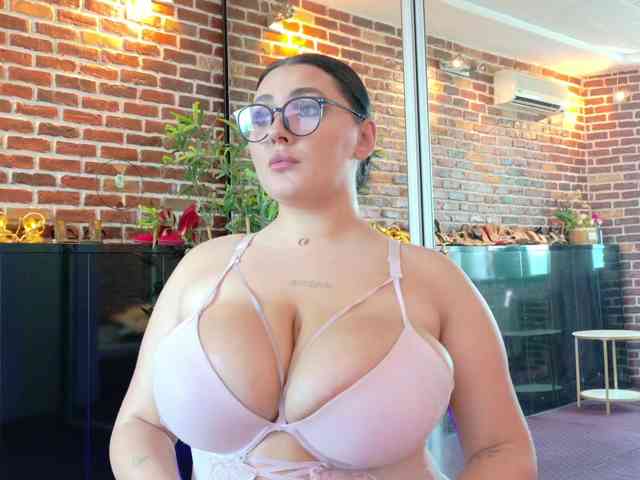 boobzilla webcam