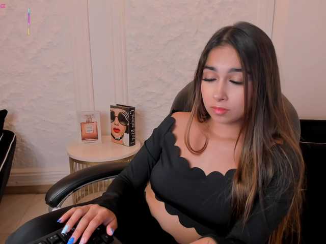 VeronicaBlue live cam on BongaCams