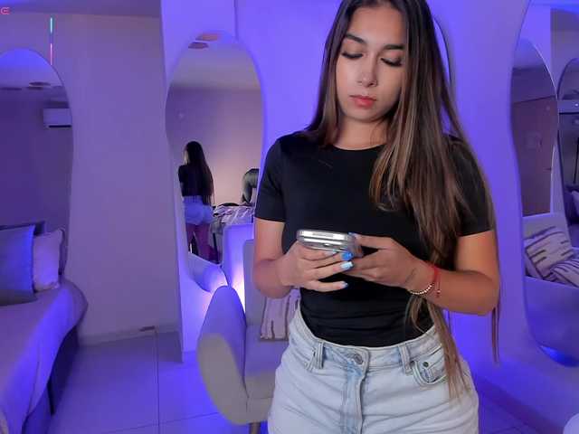 VeronicaBlue live cam on BongaCams
