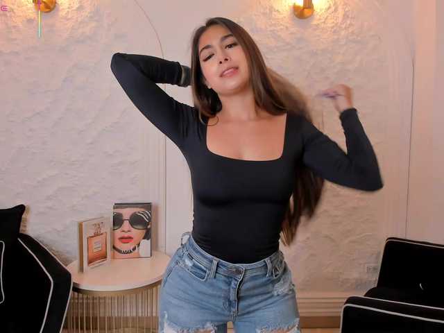 VeronicaBlue live cam on BongaCams
