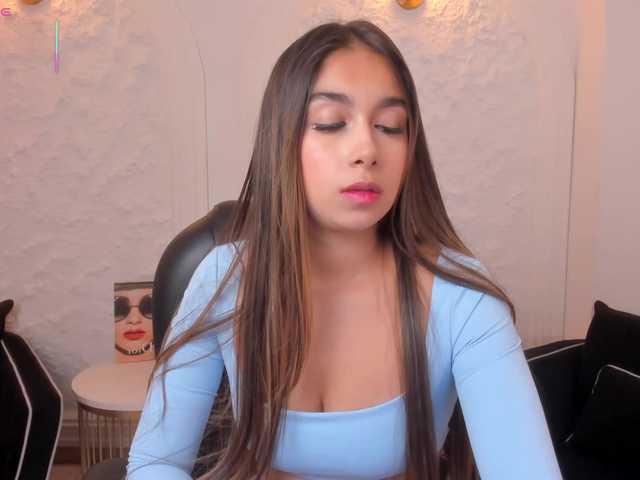 VeronicaBlue live cam on BongaCams